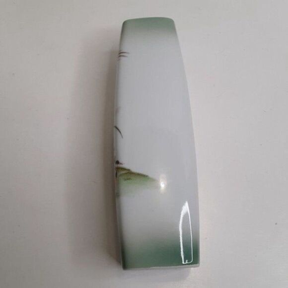 Vintage Toyo Botan Japan Porcelain Green Flower Flying Bird Motif Vase - Picture 2 of 10